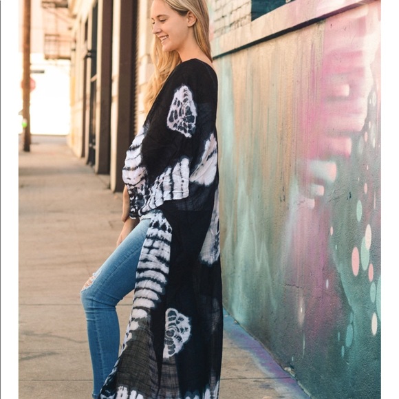 K I M O N O - Picture 2 of 2